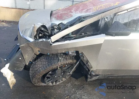 2024 Tesla Cybertruck from USA, damaged, VIN 7G2CEHED4RA040048